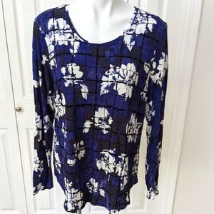 NWOT Woman's Simply Vera-Vera Wang Long Sleeve Top Floral Motif